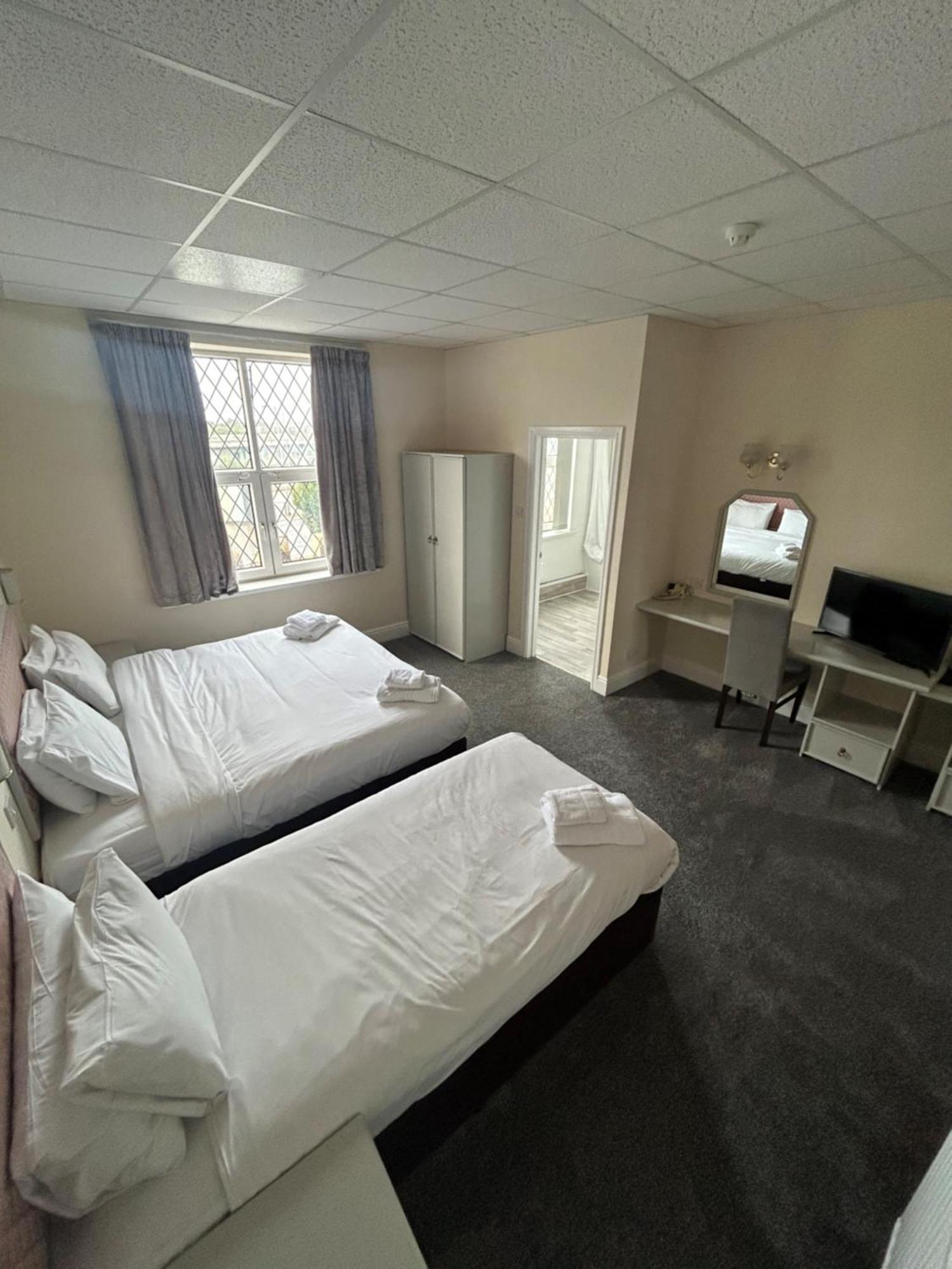 The Grand Hotel Port Talbot Extérieur photo