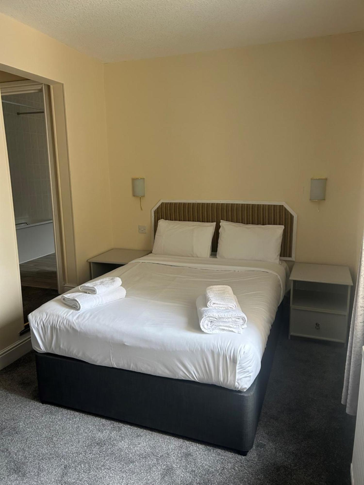 The Grand Hotel Port Talbot Extérieur photo