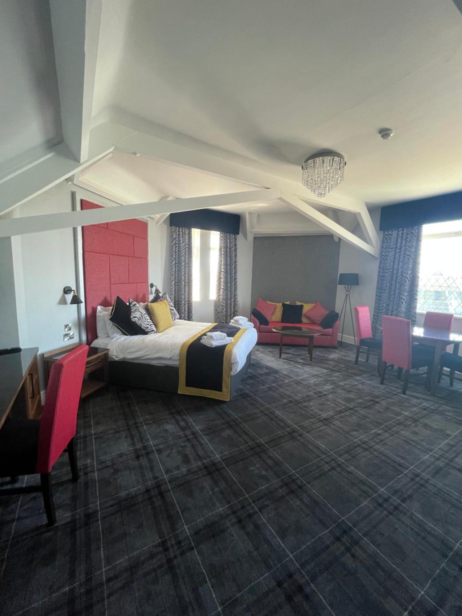 The Grand Hotel Port Talbot Extérieur photo