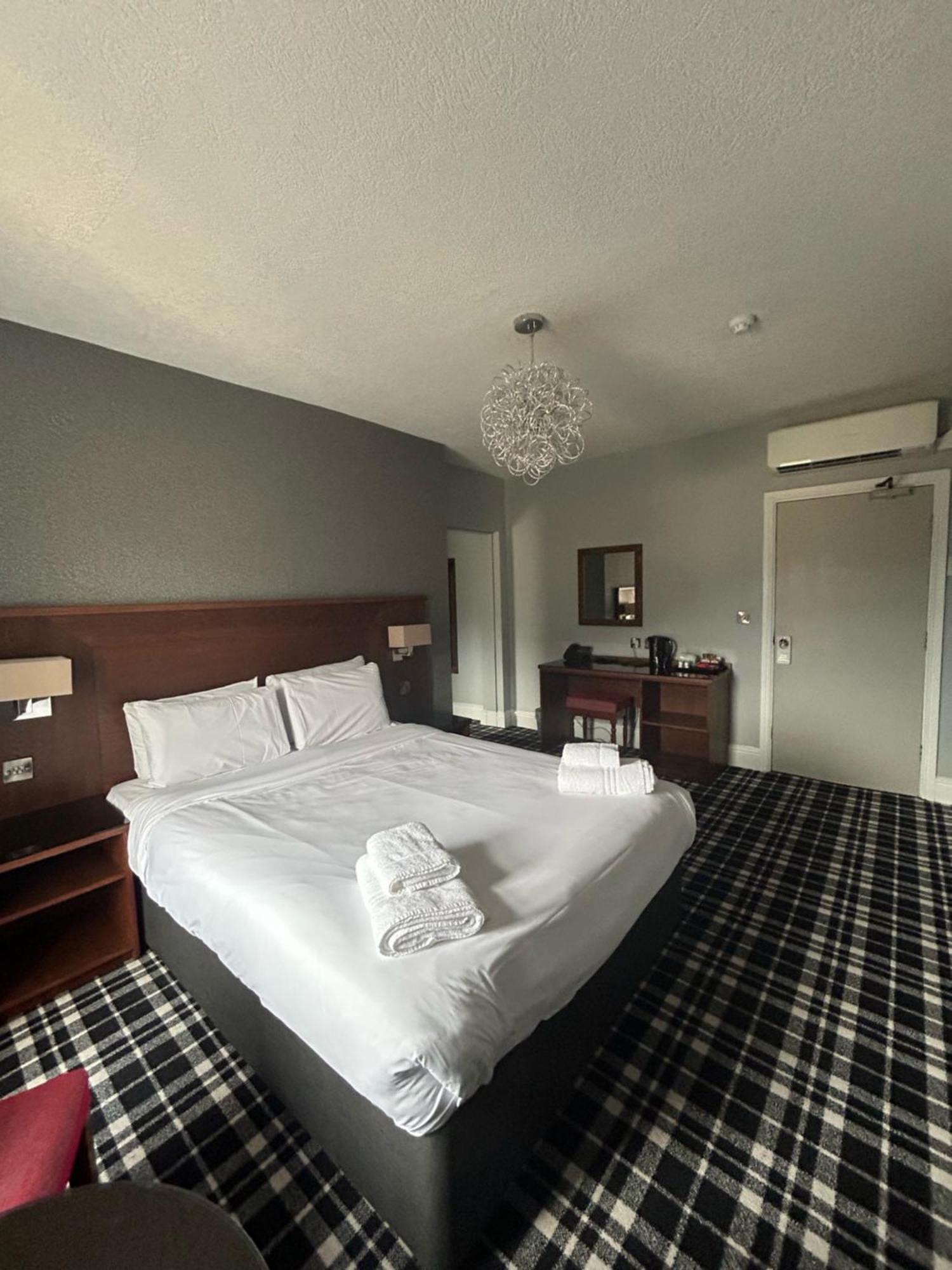 The Grand Hotel Port Talbot Extérieur photo